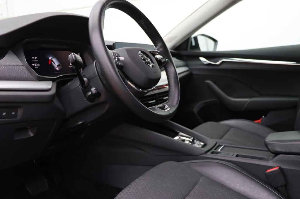 Skoda Octavia combi 1.5 e-tsi business edition plus dsg7 150pk