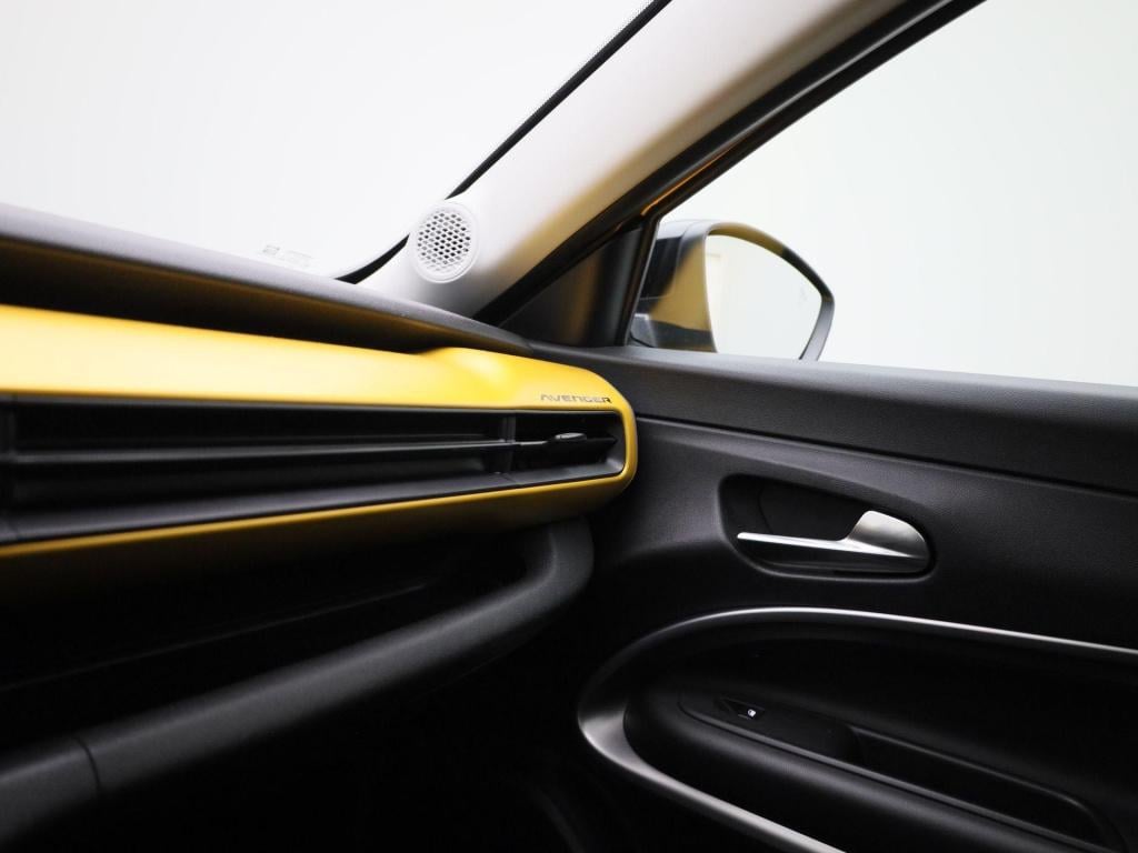 Jeep Avenger 1st edition 54 kwh | full option | apple carplay & android aut