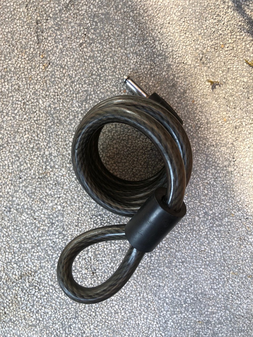 Axa insteek kabel.