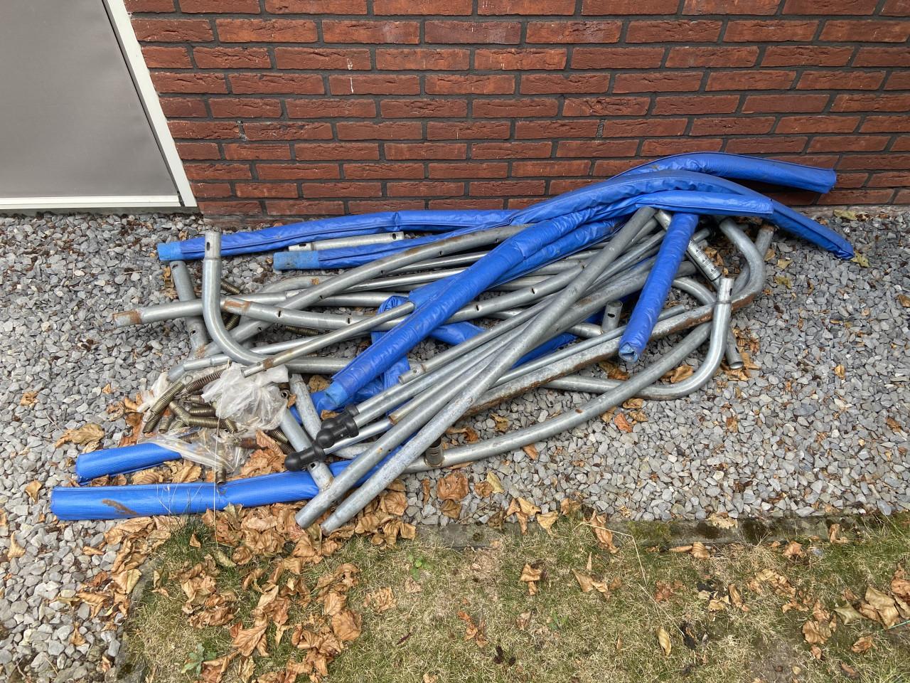 Trampoline - af te halen voor 5 euro