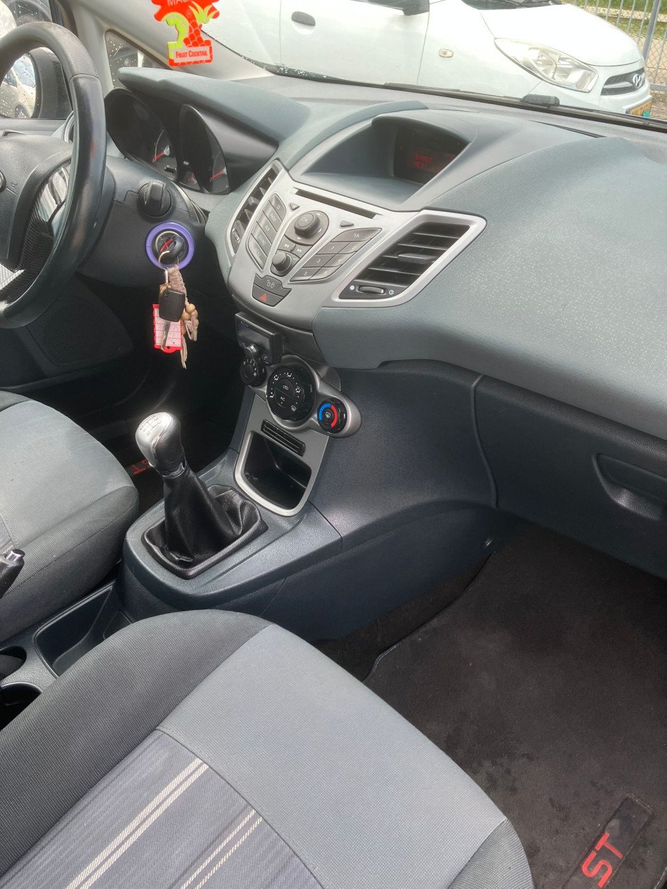 Ford fiesta 1.25 trend 5 deurs airco