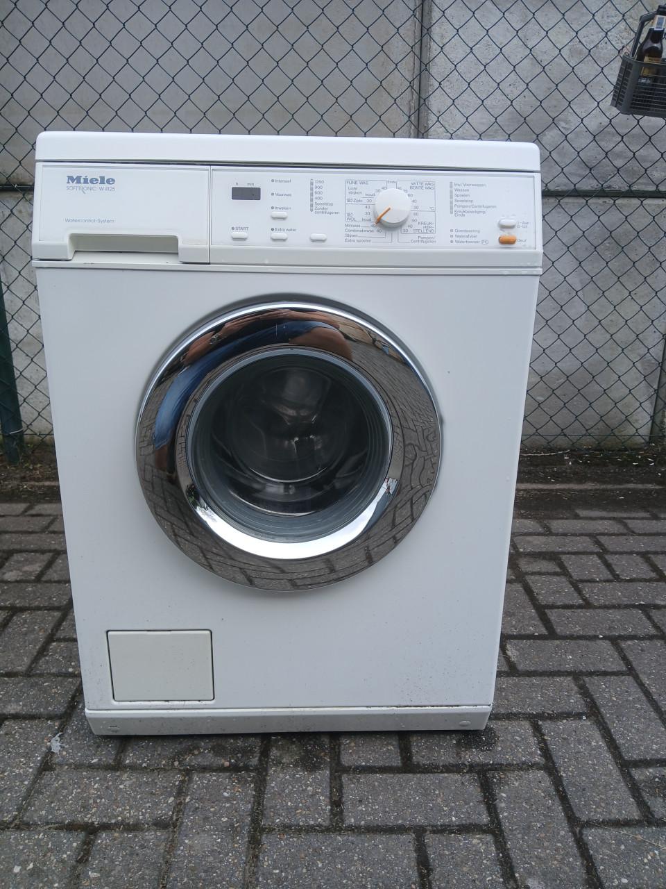 Miele wasautomaat € 50,-