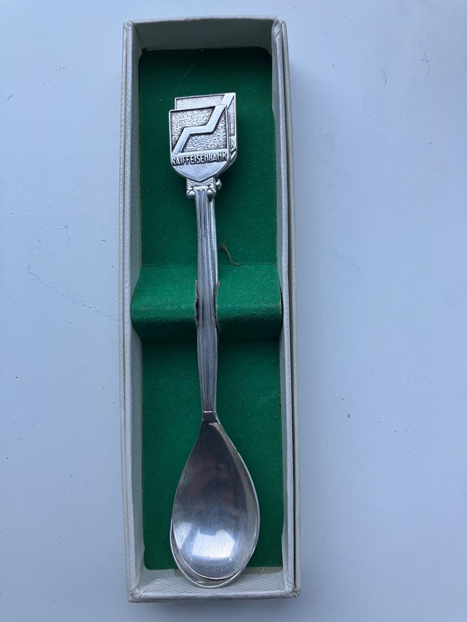 Theelepel Rabobank – Raifeisenbank 2st