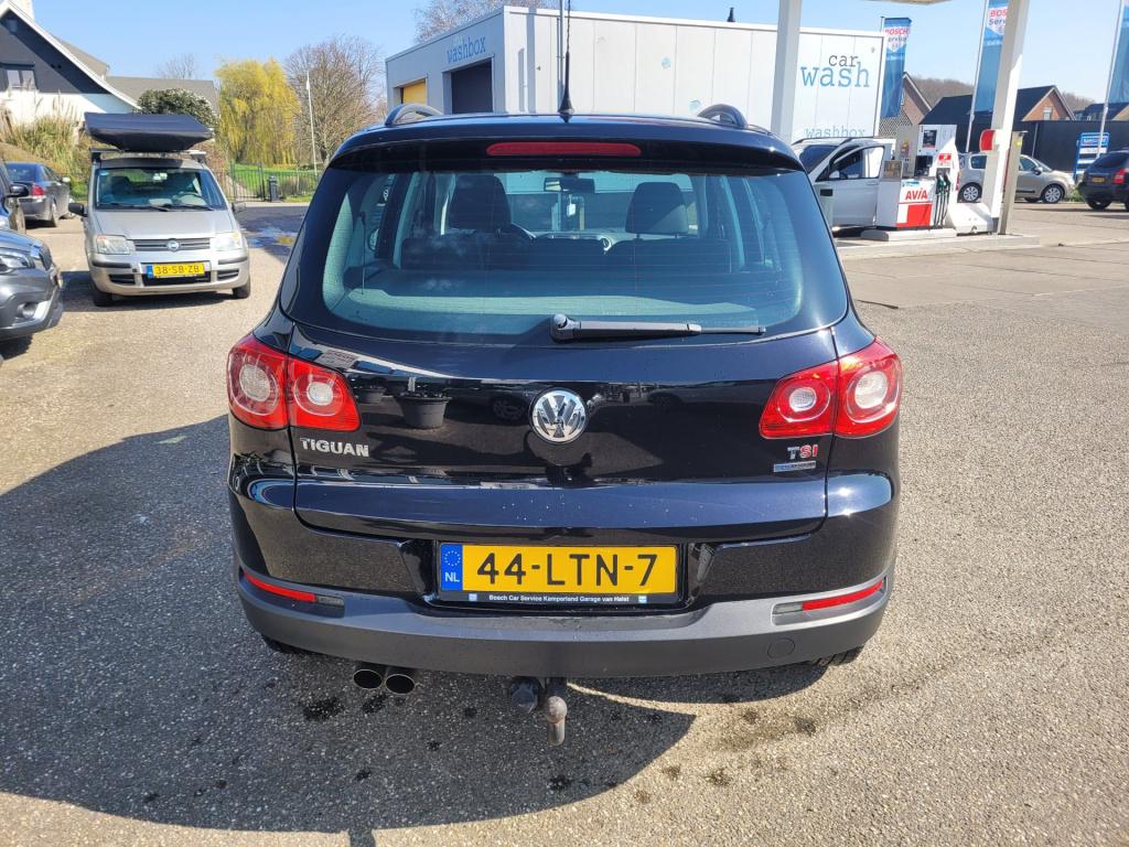 Volkswagen Tiguan 1.4 tsi comfort&design