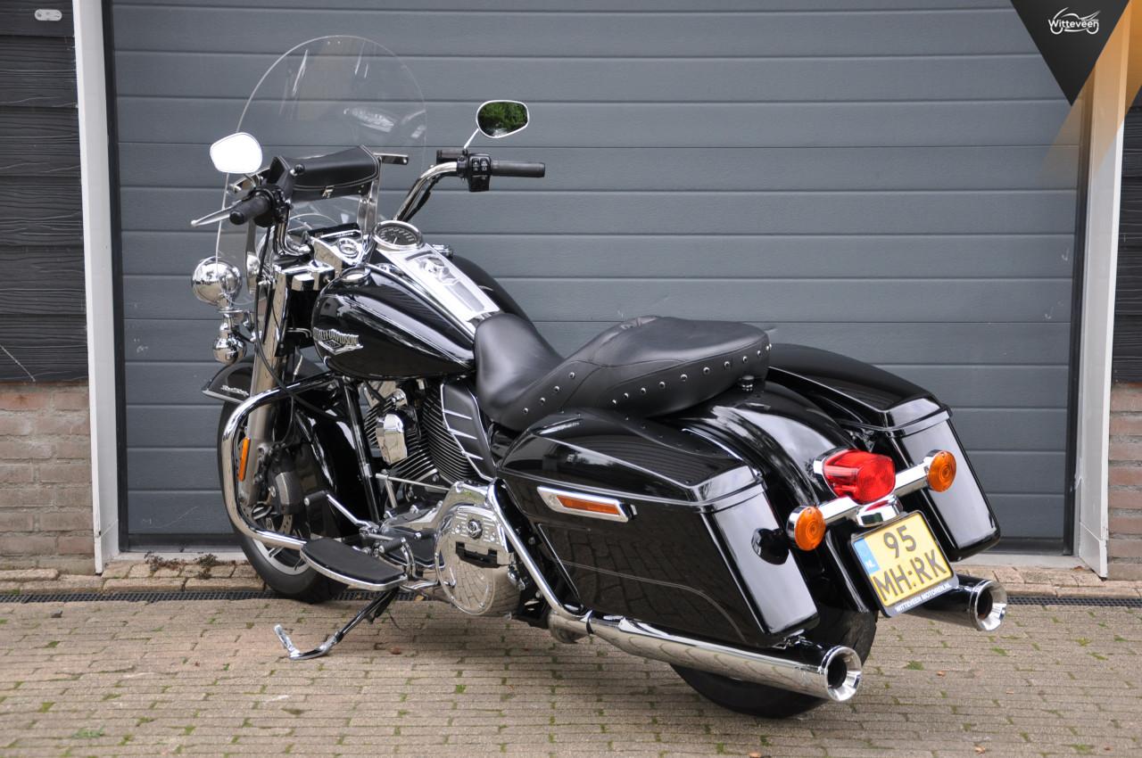 Harley-Davidson FLHRC Road King Classic 103 ABS
