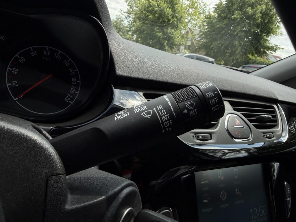 Opel Corsa 1.2 black editie