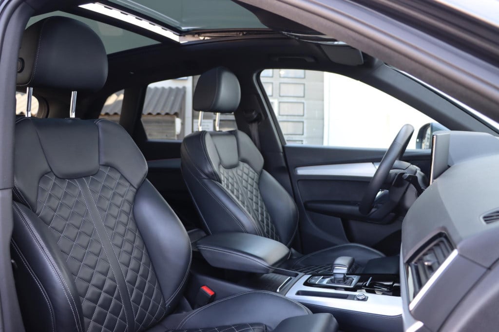 Audi Q5 50 tfsi e s edition 300pk s-tronic | rs stoelen