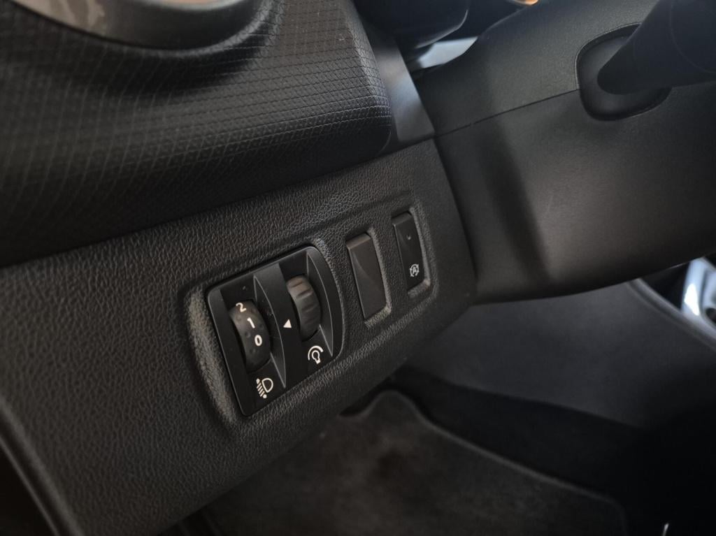 Renault Clio 0.9 tce limited / origineel nl / 1e eigenaar / dealeronderhoud