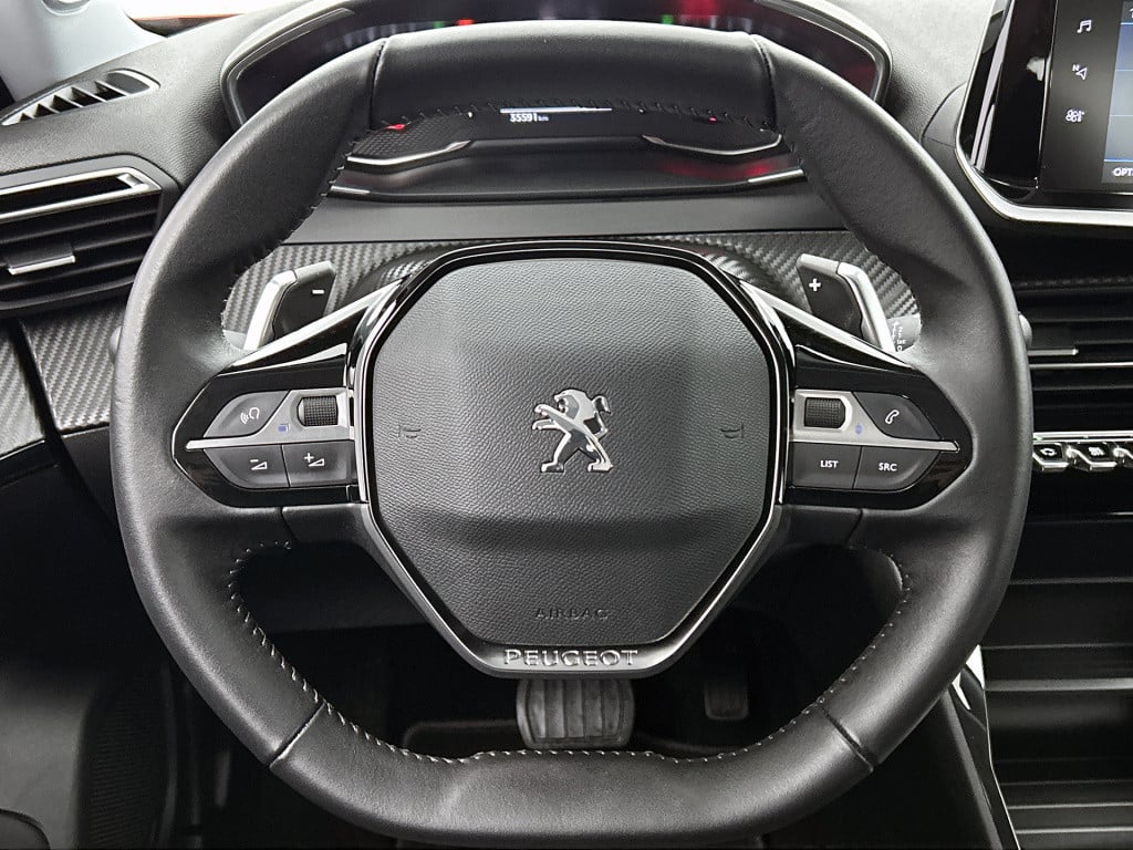 Peugeot 2008 130 pk automaat active pack | camera | parkeersensoren | apple