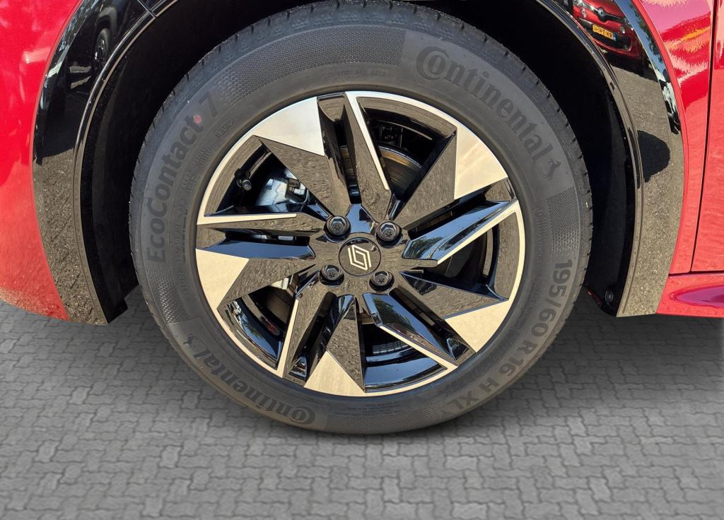 Renault Clio 1.8 hybrid 160 techno