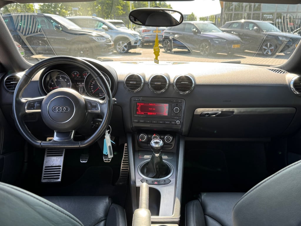Audi TT 1.8 tfsi * leder * xenon / led * nap