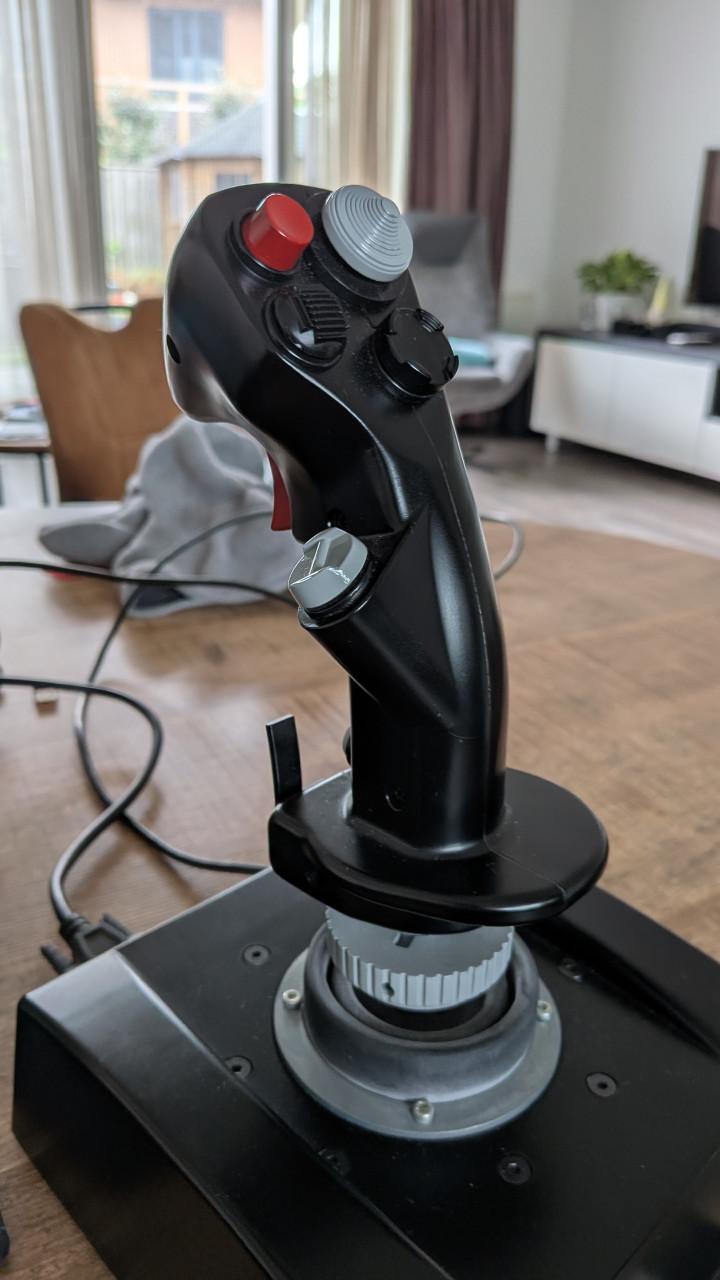 Joystick TM Cougar HOTAS
