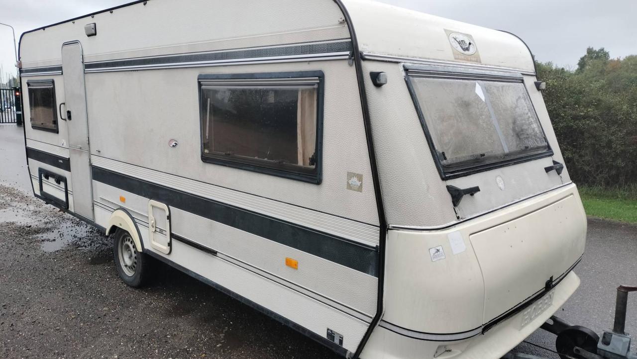 Hobby 495 enkele bedden
