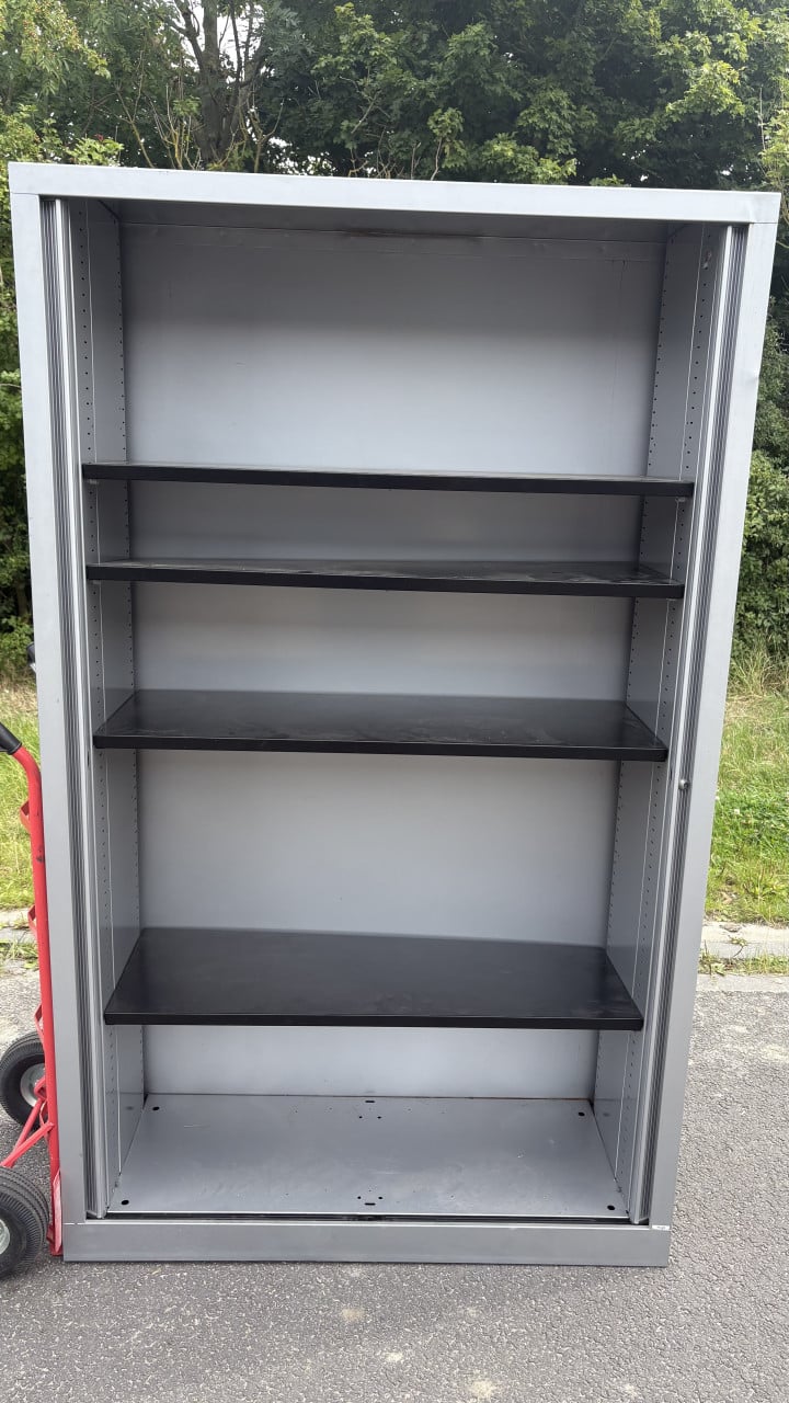 Roldeurkast archiefkast