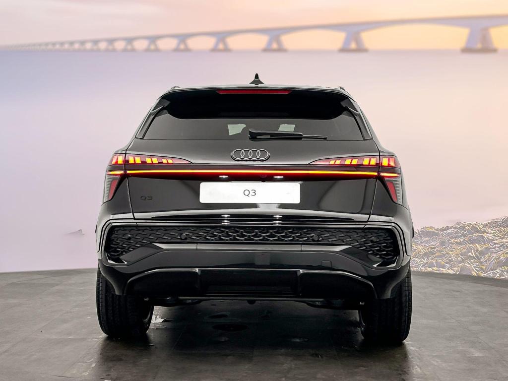 Audi Q3 s edition e-hybrid 200 kw / 272 pk hatchback 6 ver