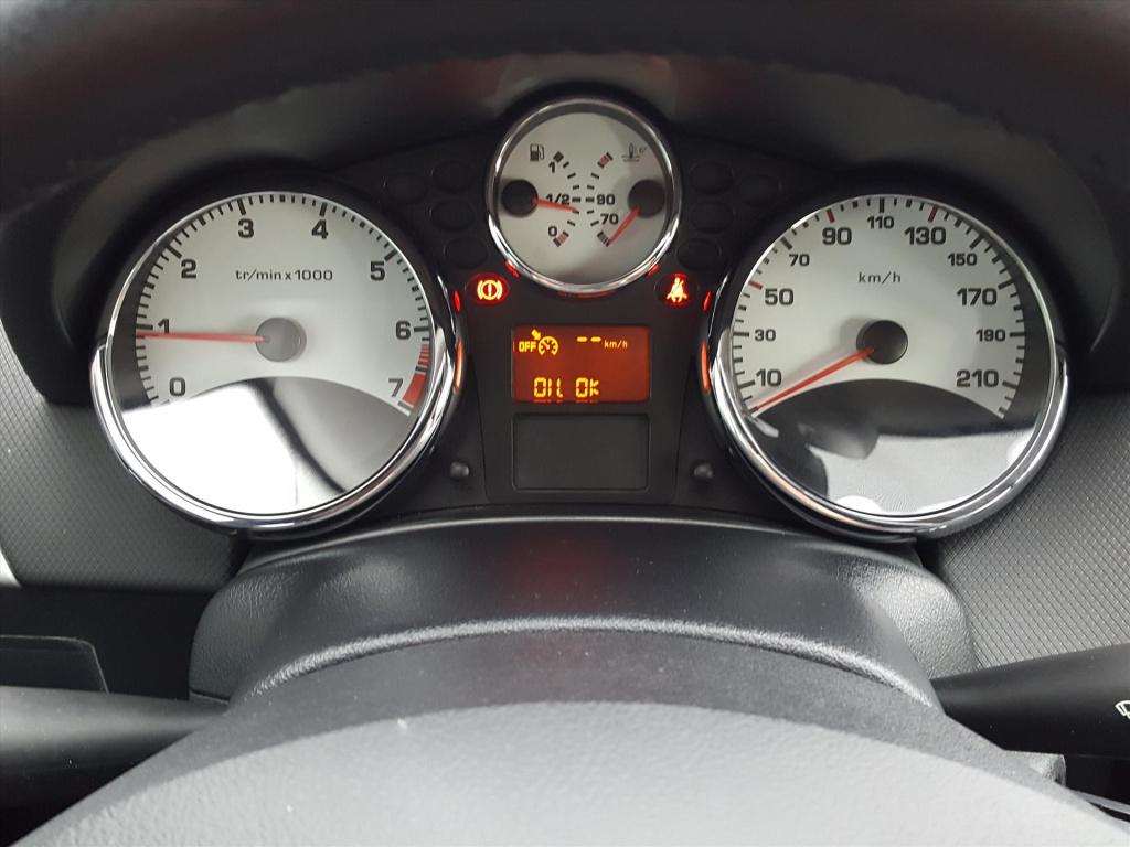 Peugeot 207 première 1.6-16v vti-120pk navigatie | cruise & climate control