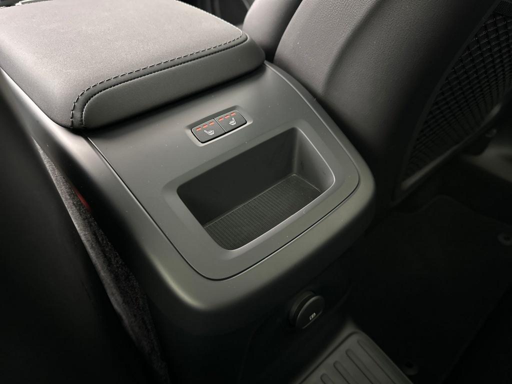 Volvo XC60 t6 398pk recharge black edition ultra| pano| 360camera| facelift