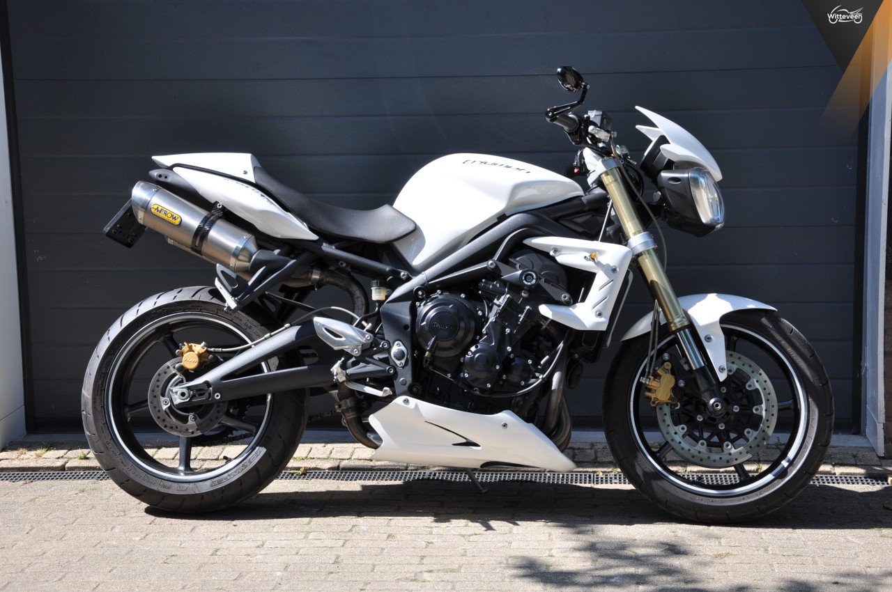 Triumph Street Triple 675