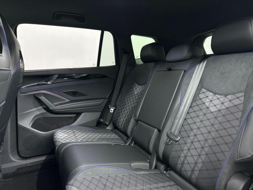 Volkswagen Tayron 1.5 ehybrid r-line