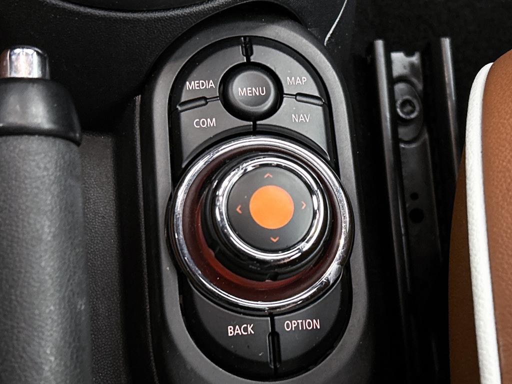 Mini Cooper mini 2.0 hammersmith | harman/kardon audio | schuidak | sfeerve
