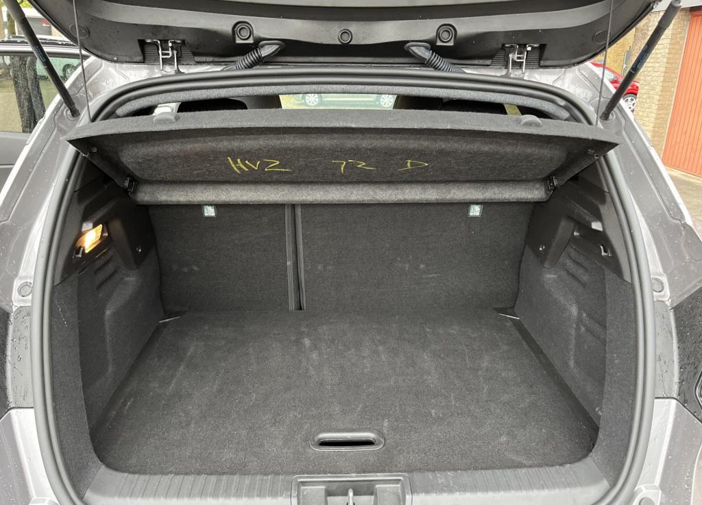 Renault Captur 1.6 e-tech full hybrid 145 techno