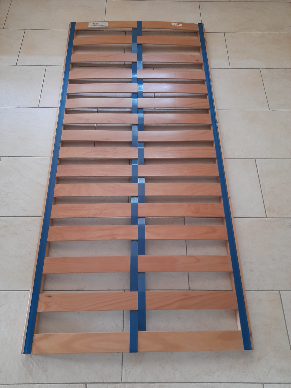 Stevige lattenbodem 90 x 200 ( in goede nette staat )
