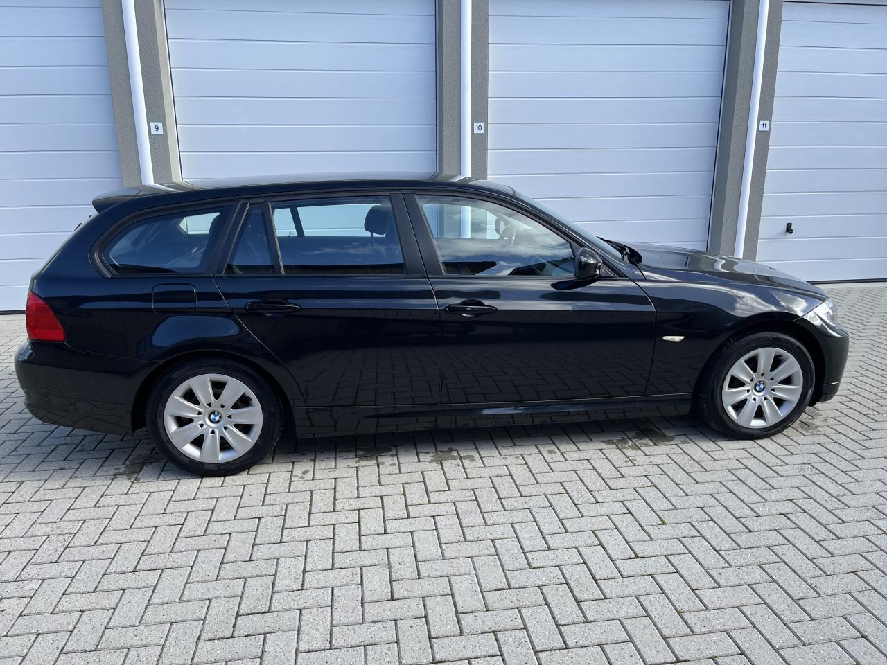 BMW 318i touring youngtimer / btw auto