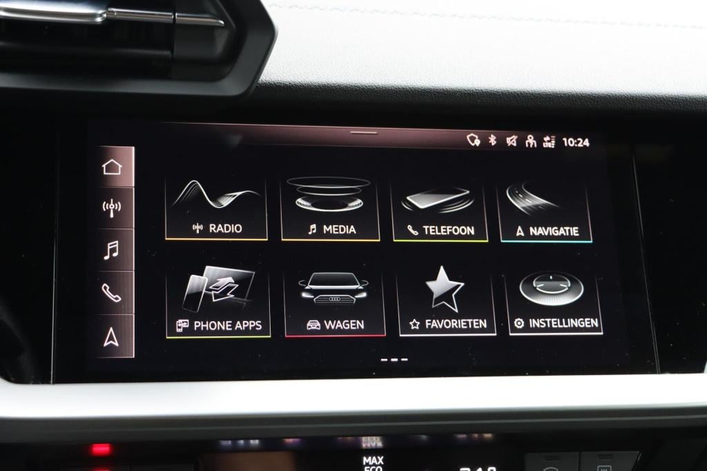 Audi A3 limousine 35 tfsi s-line edition 150pk s-tronic