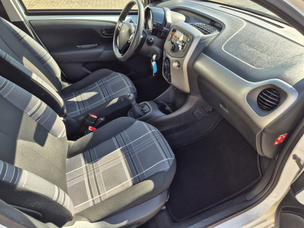 Peugeot 108 1.0 e-vti active