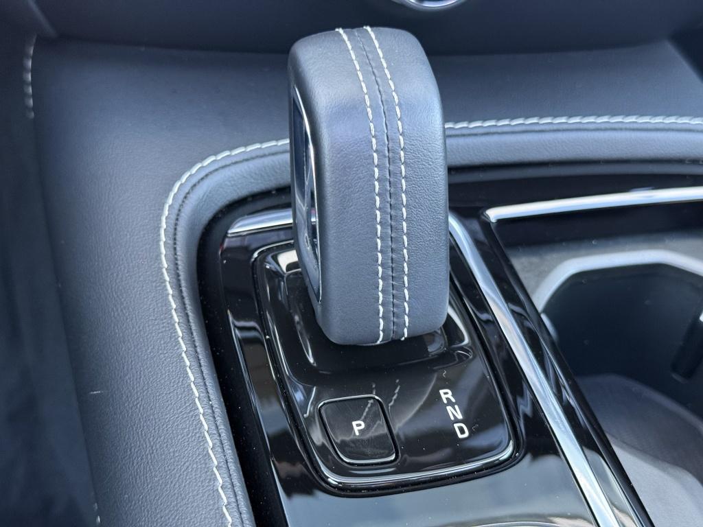 Volvo V60 t6 398pk recharge r-design| panodak| adap.cruise| 360camera| sty