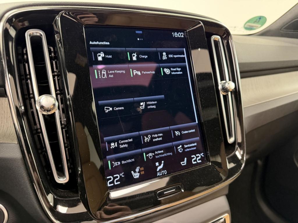 Volvo XC40 1.5 t5 recharge inscription | trekhaak | panoramadak | leer |