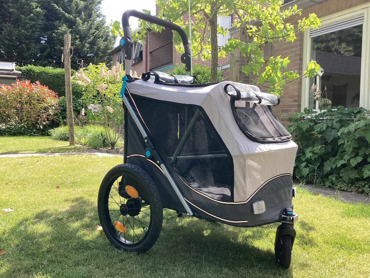 Honden fietskar/ buggy maat M tot 22 kg