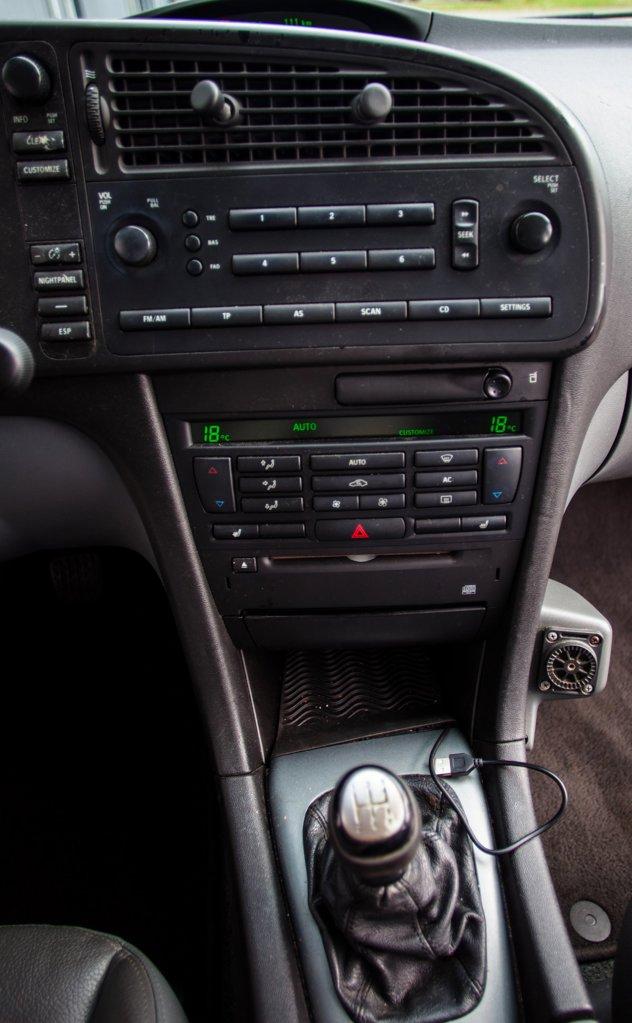 Saab 9-3 sport sedan 2.0t vector