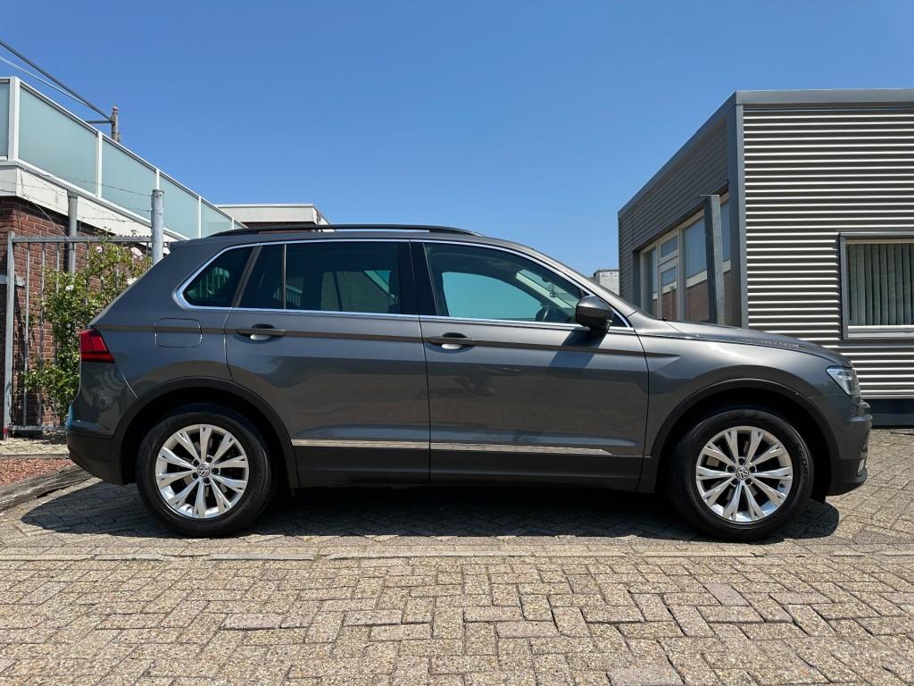 Volkswagen Tiguan 1.5 tsi act comfortline business trekhaak (1800kg) led ke