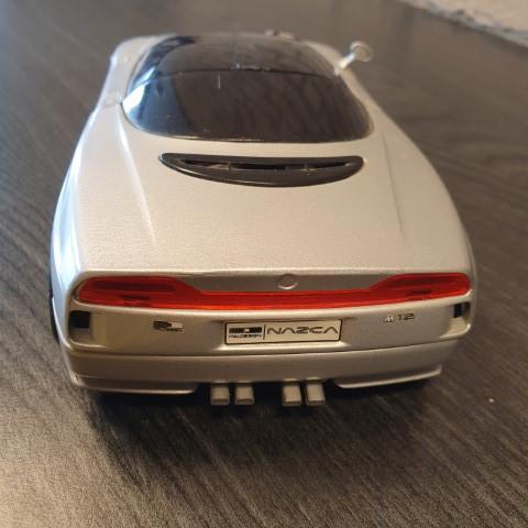 Model auto BMW NAZCA  M12