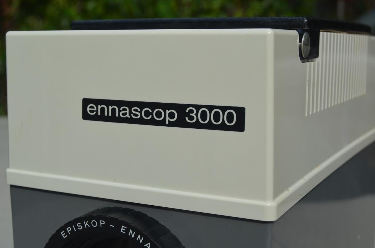 Ennascop 3000 projector voor o.a. ansichtkaarten (en foto's)
