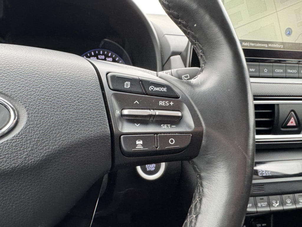 Hyundai Kona 1.6 gdi hev premium | trekhaak | head up-display | leder | sto