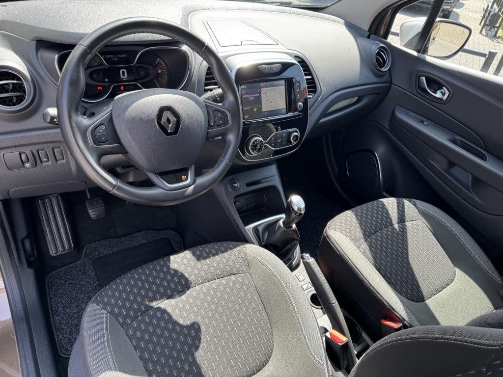 Renault Captur 0.9 tce intens easy life pack | trekhaak | navigatie | camer