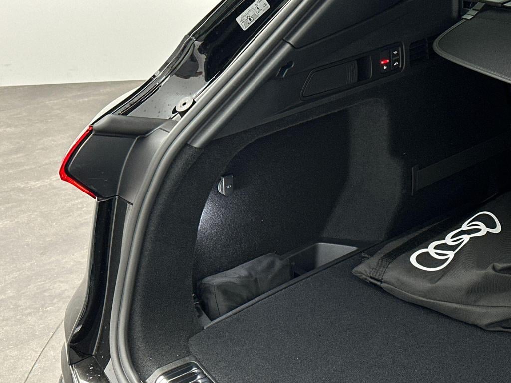 Audi Q5 s edition competition e-hybrid 270 kw / 367 pk suv