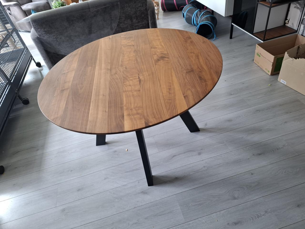Wandmeubel, eettafel, salontafel