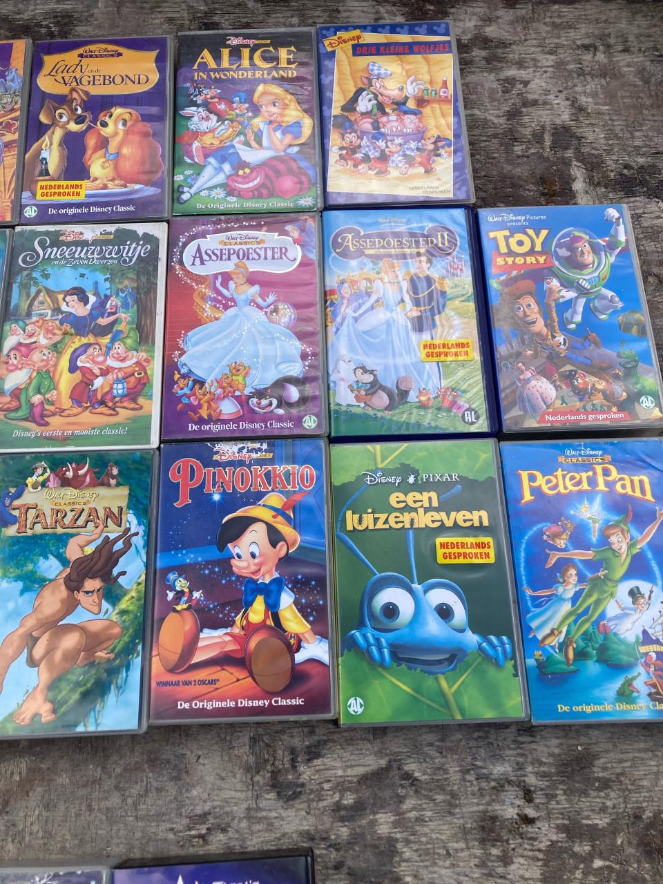Te koop: 20 Walt Disney VHS videobanden