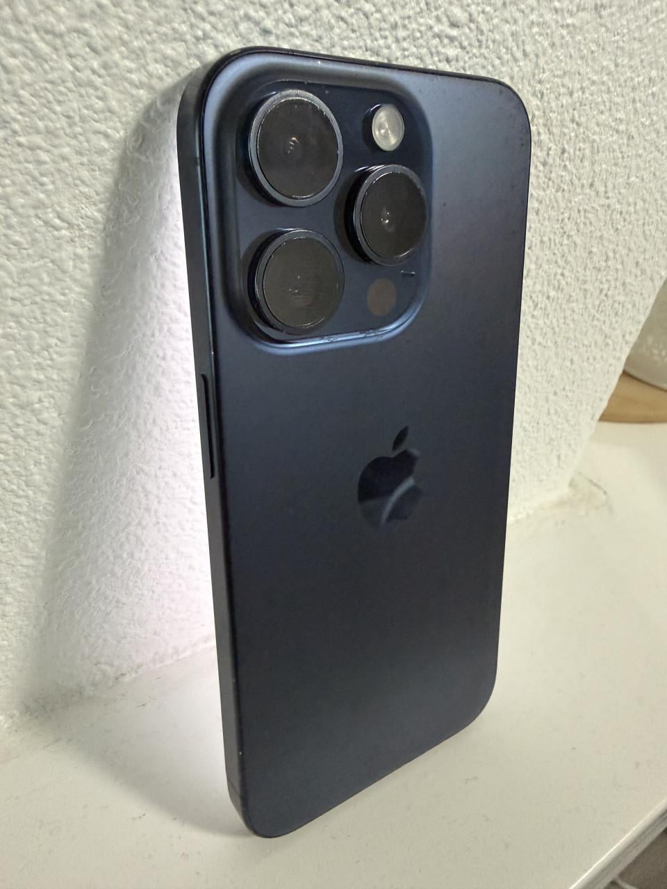 Nette iPhone 15 Pro 128 GB – Blue Titanium