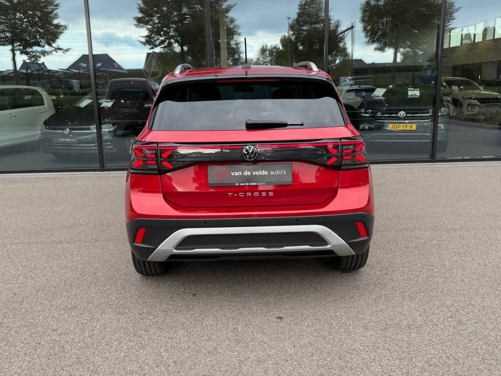Volkswagen T-cross 1.0 tsi 116pk style | trekhaak | camera | navi | led gri