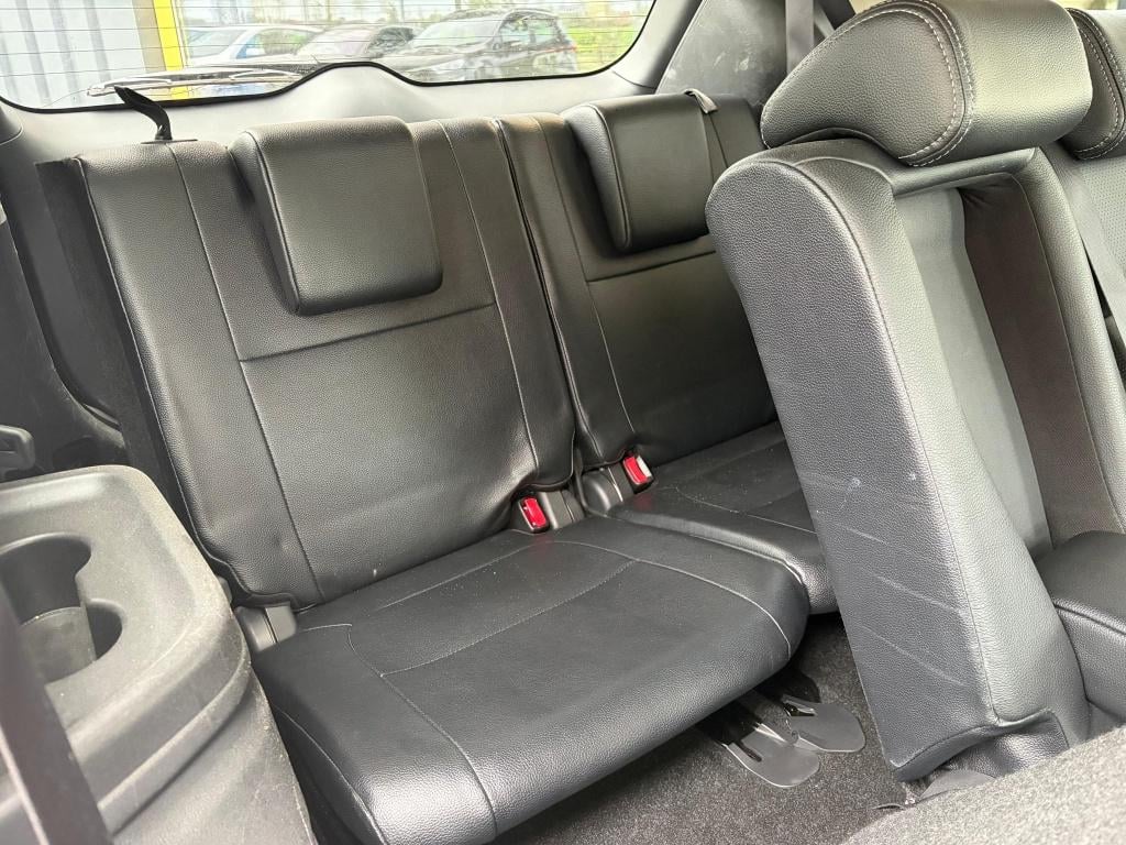 Mitsubishi Outlander 2.0 instyle | 7 peroons | trekhaak