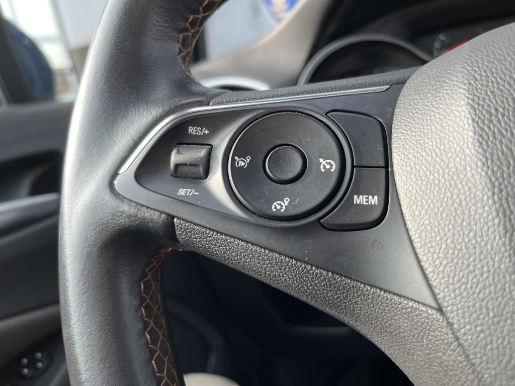 Opel Crossland X 1.2 turbo innovation | climate control | cruise control | 