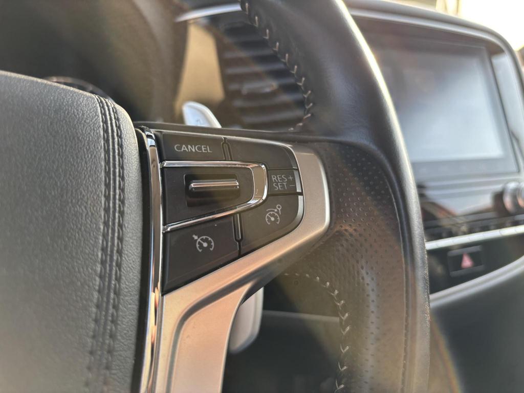 Mitsubishi Outlander 2.4 phev intense+ incl. trekhaak!