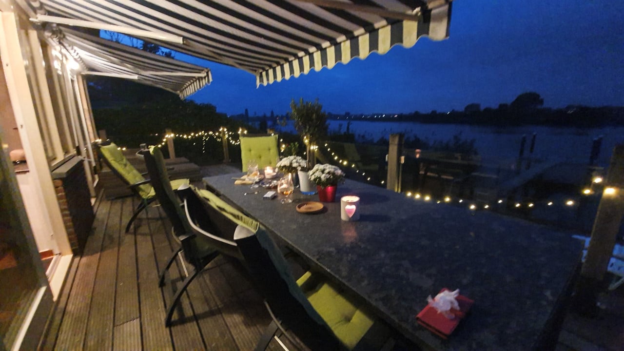 2 Vakantiehuizen HOME 258 of RIET 159 direct aan het water: zwemmen!