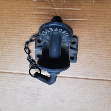 Zwaailichtbalk, trekhaken, gasfles kantelbaar neuswiel enz
