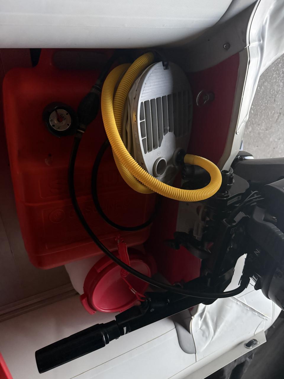 Suzumar 390 RIB + Suzuki 25PK 4takt & Trailer