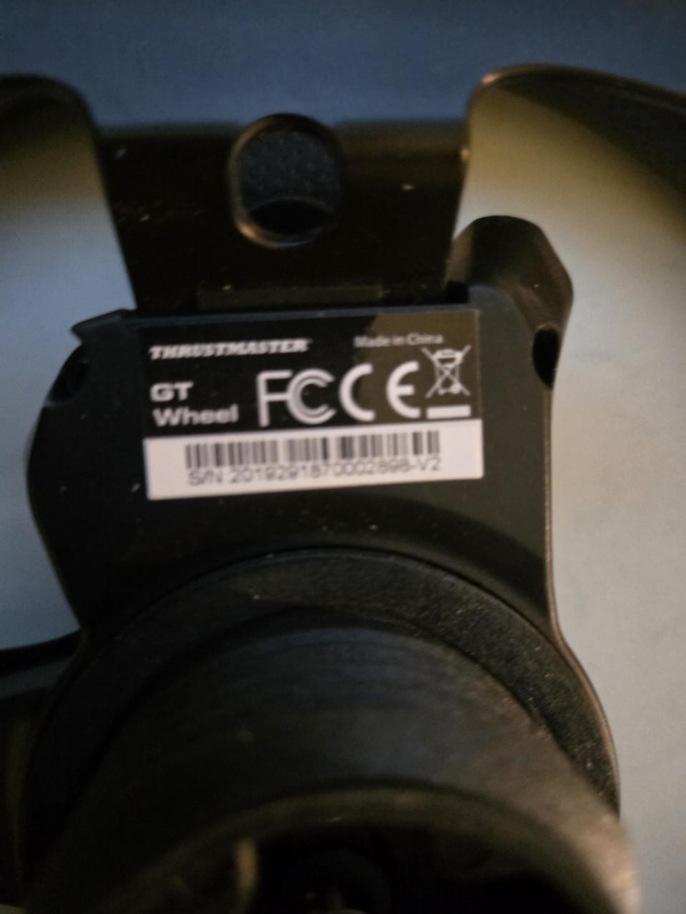 Thrustmaster T300 RS GT Edition racestuur en Thrustmaster T-LCM Pedals